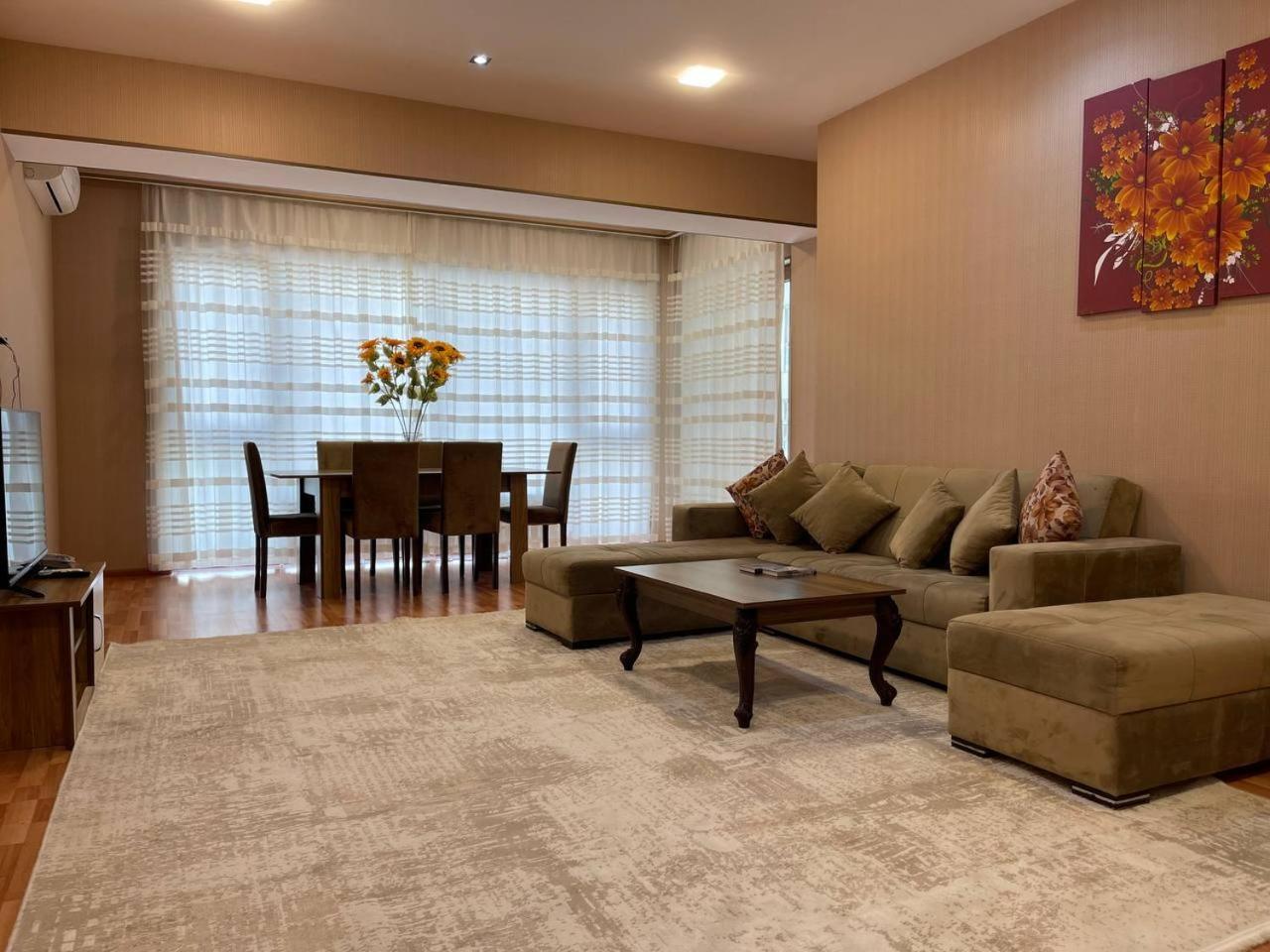 Park Azure Appartement Bakoe Buitenkant foto